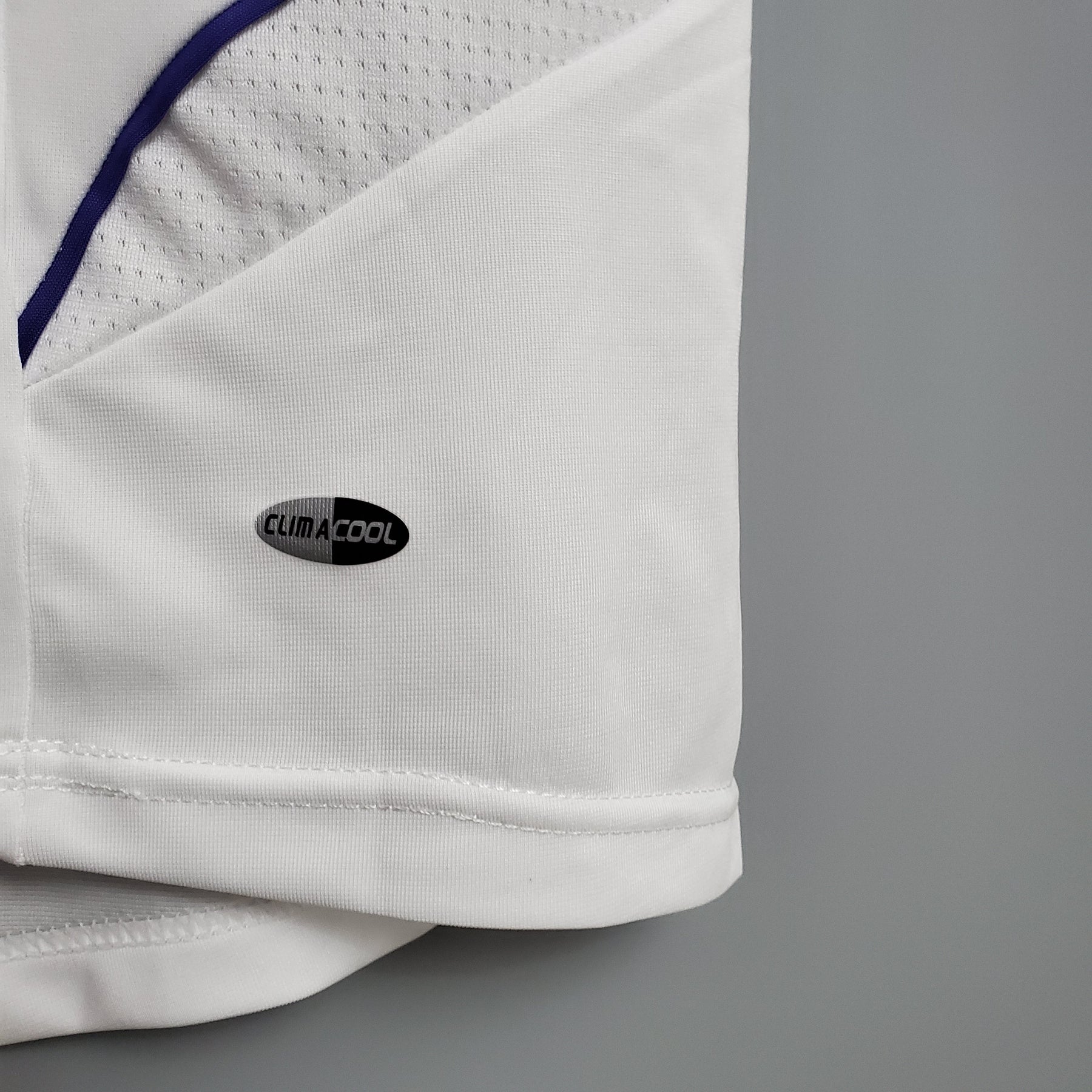 CAMISA RETRÔ REAL MADRID HOME 07/08