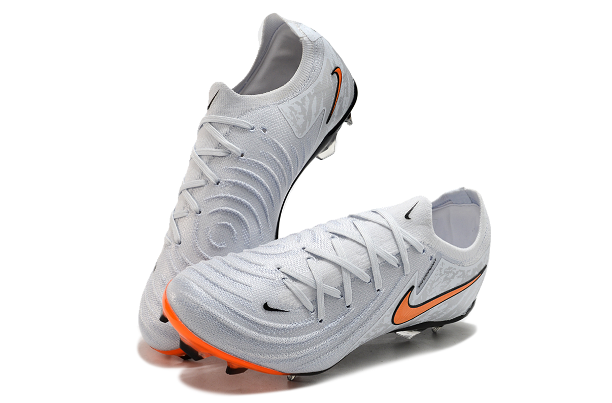 Chuteira NIKE PHANTOM GX2 FG