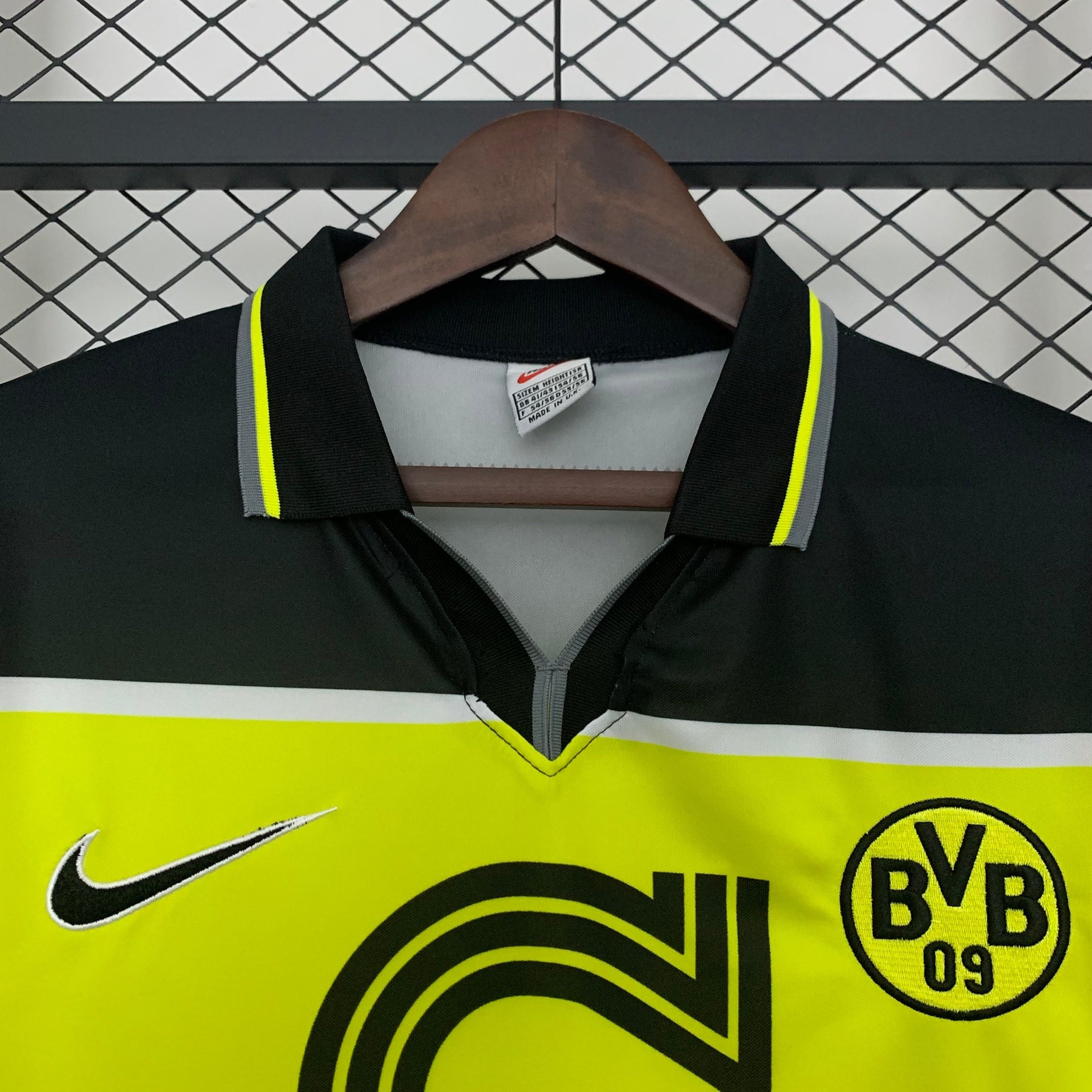 CAMISA RETRÔ BORUSSIA DORTMUND HOME 96/97