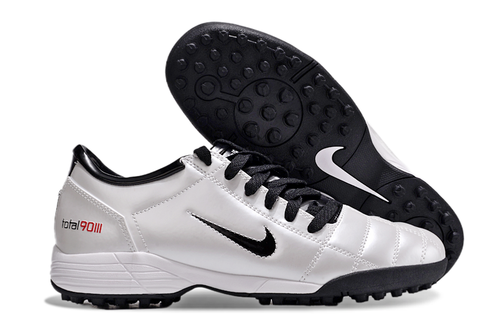 Chuteira Nike Total 90 TF