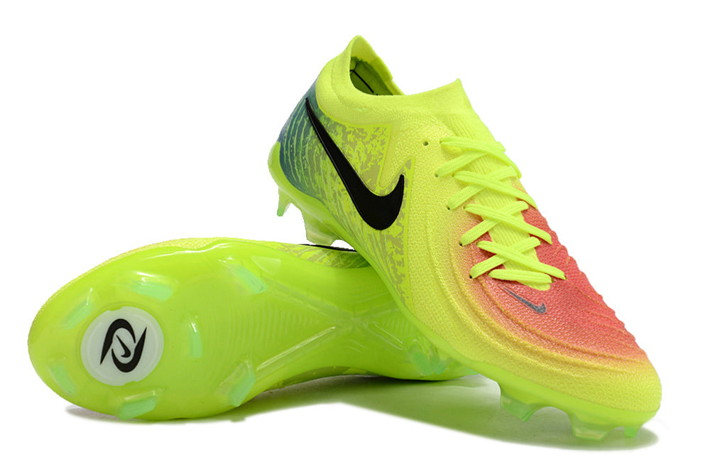 Chuteira NIKE PHANTOM GX2 FG