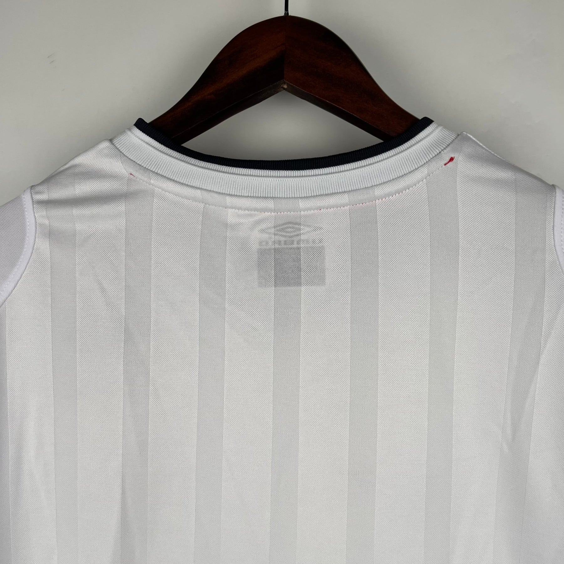CAMISA RETRÔ INGLATERRA HOME MANGA LONGA 2002