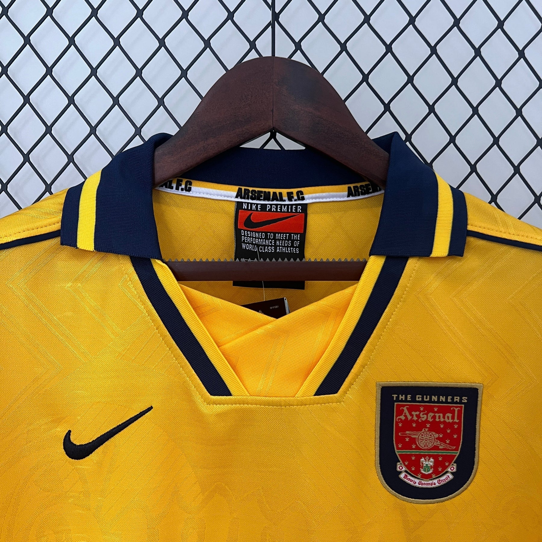 CAMISA RETRÔ ARSENAL AWAY 96/97