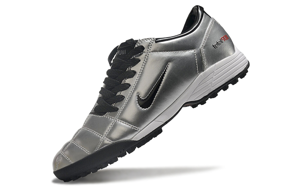 Chuteira Nike Total 90 TF