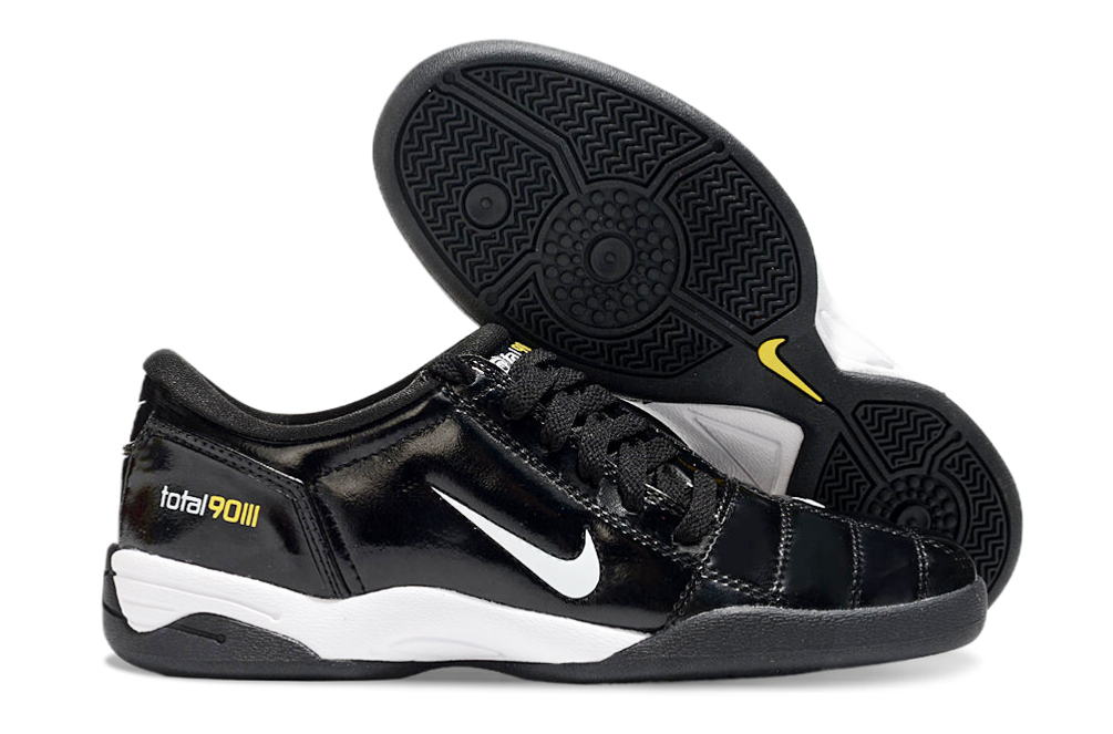 Chuteira Nike Total 90 IC