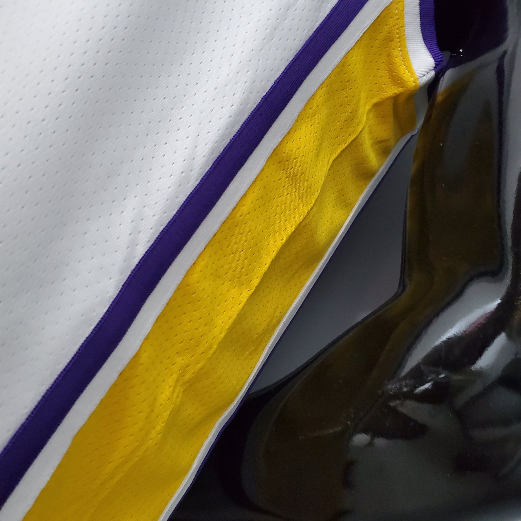 Camisa NBA Lakers #7 Anthony V-Neck White - 23/24