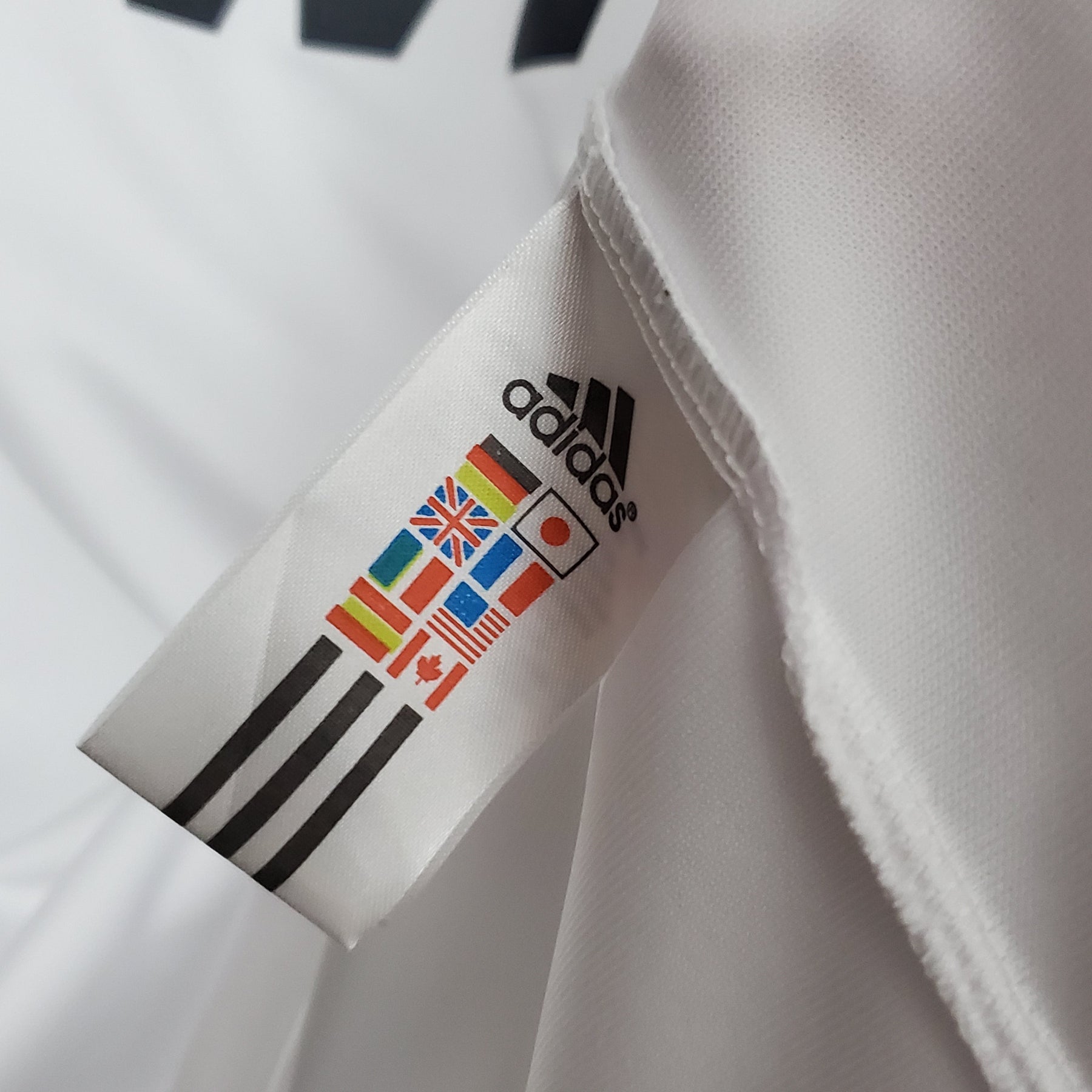 CAMISA RETRÔ REAL MADRID HOME 11/12