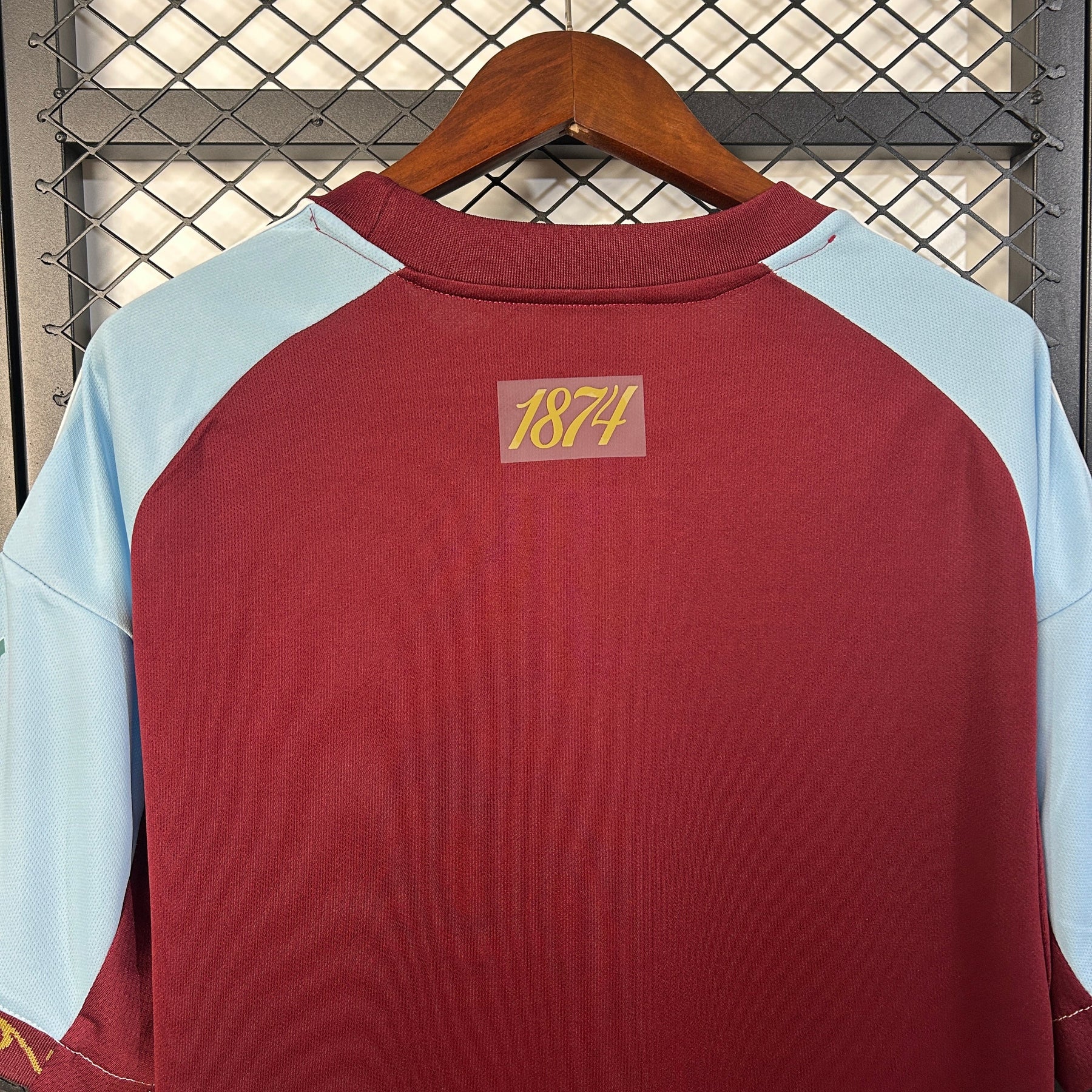 Camisa Aston Villa Home 25/26 Castore Torcedor Masculina - Lançamento