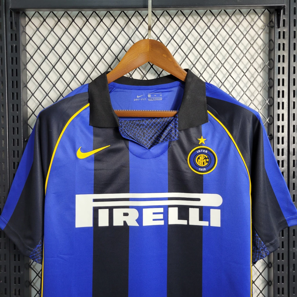 Camisa Retrô Inter de Milão 2001/02 Titular Azul/Preta