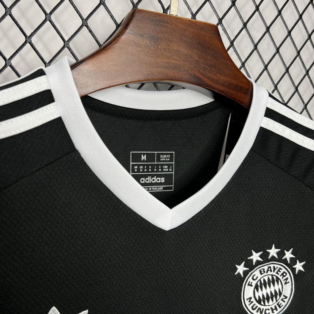 Camisa Bayern de Munique Treino 24/25 - Adidas Torcedor Masculina