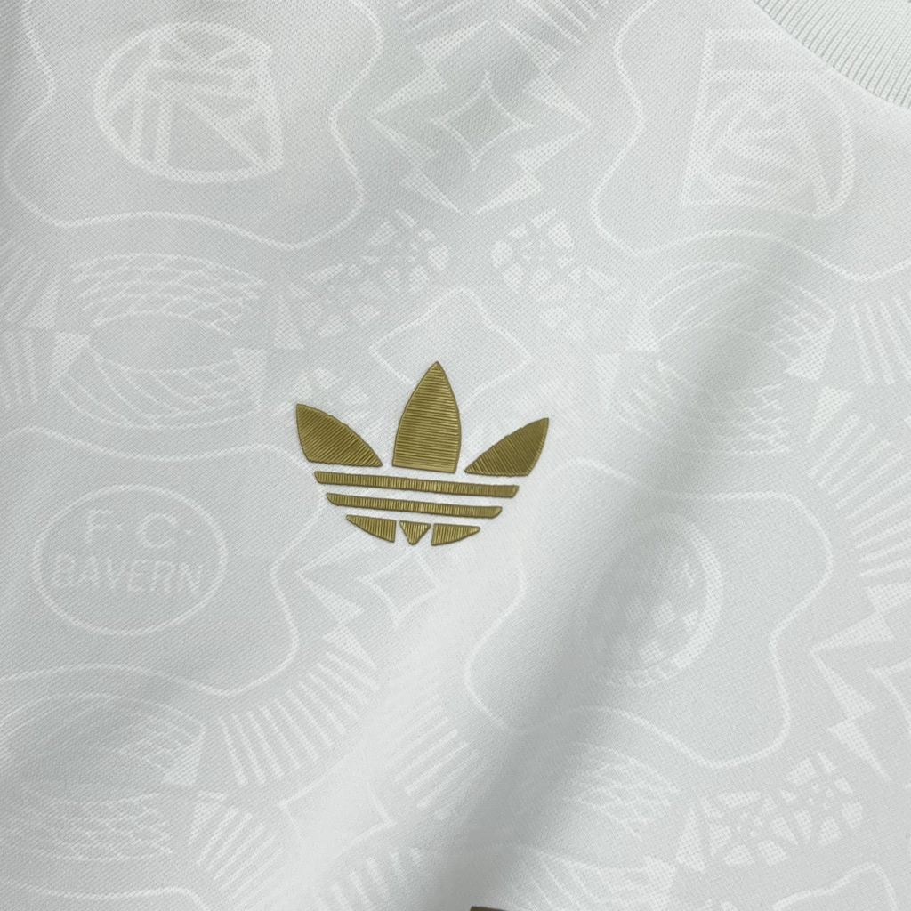 Camisa Bayern De Munique 24/25 Aniversario De 125 anos Branca - Torcedor Masculina