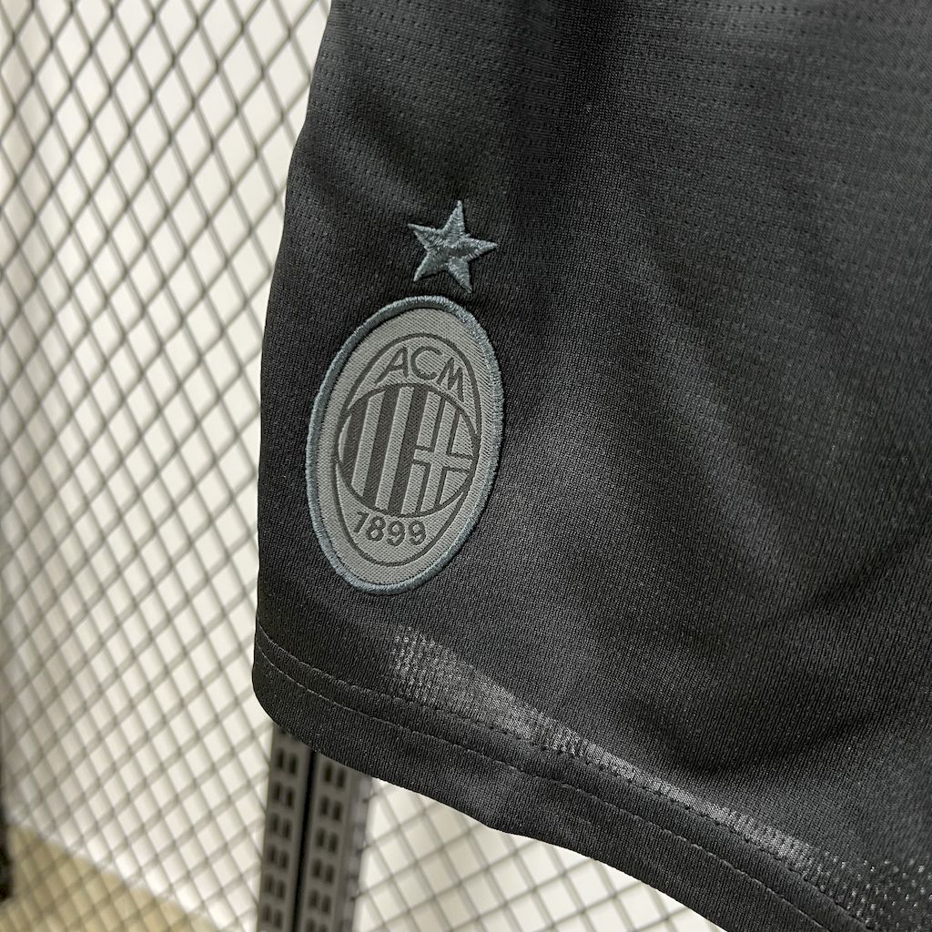 Kit Infantil Milan Co-Branded Edition 25/26