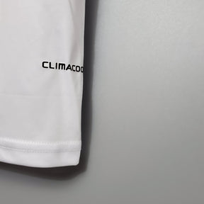 CAMISA RETRÔ REAL MADRID HOME 09/10