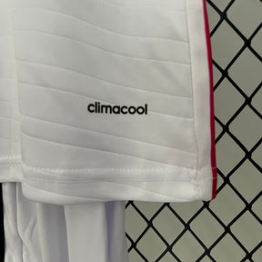KIT INFANTIL RETRÔ REAL MADRID HOME 14/15