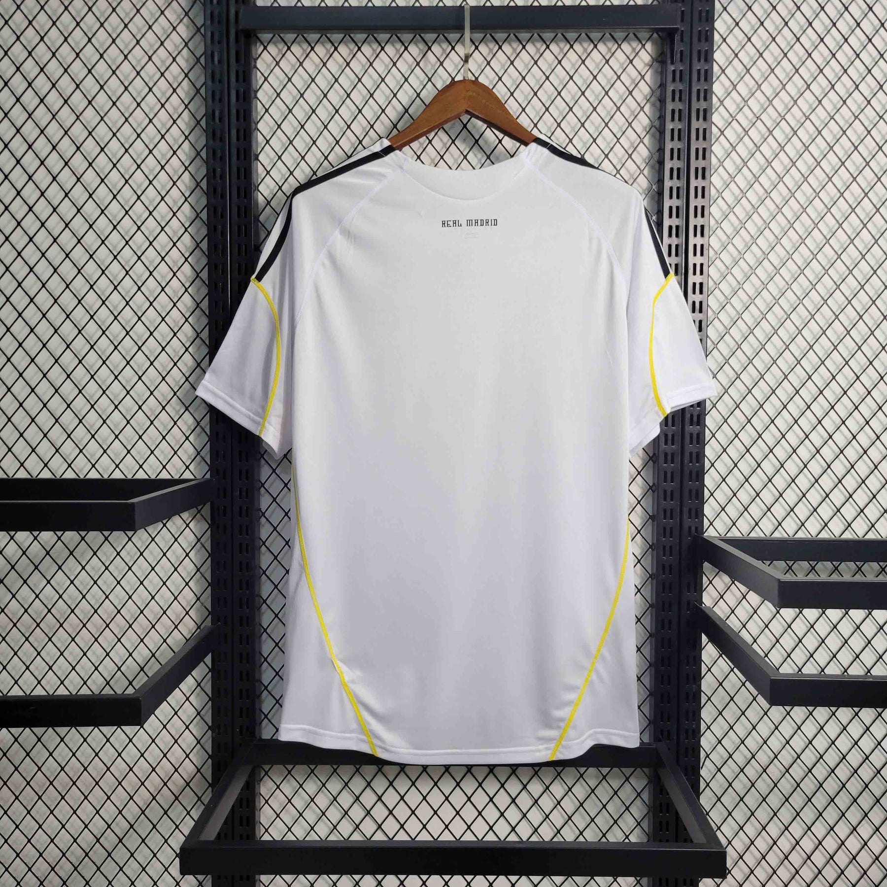 Camisa Real Madrid 09/10 - Versão Retrô