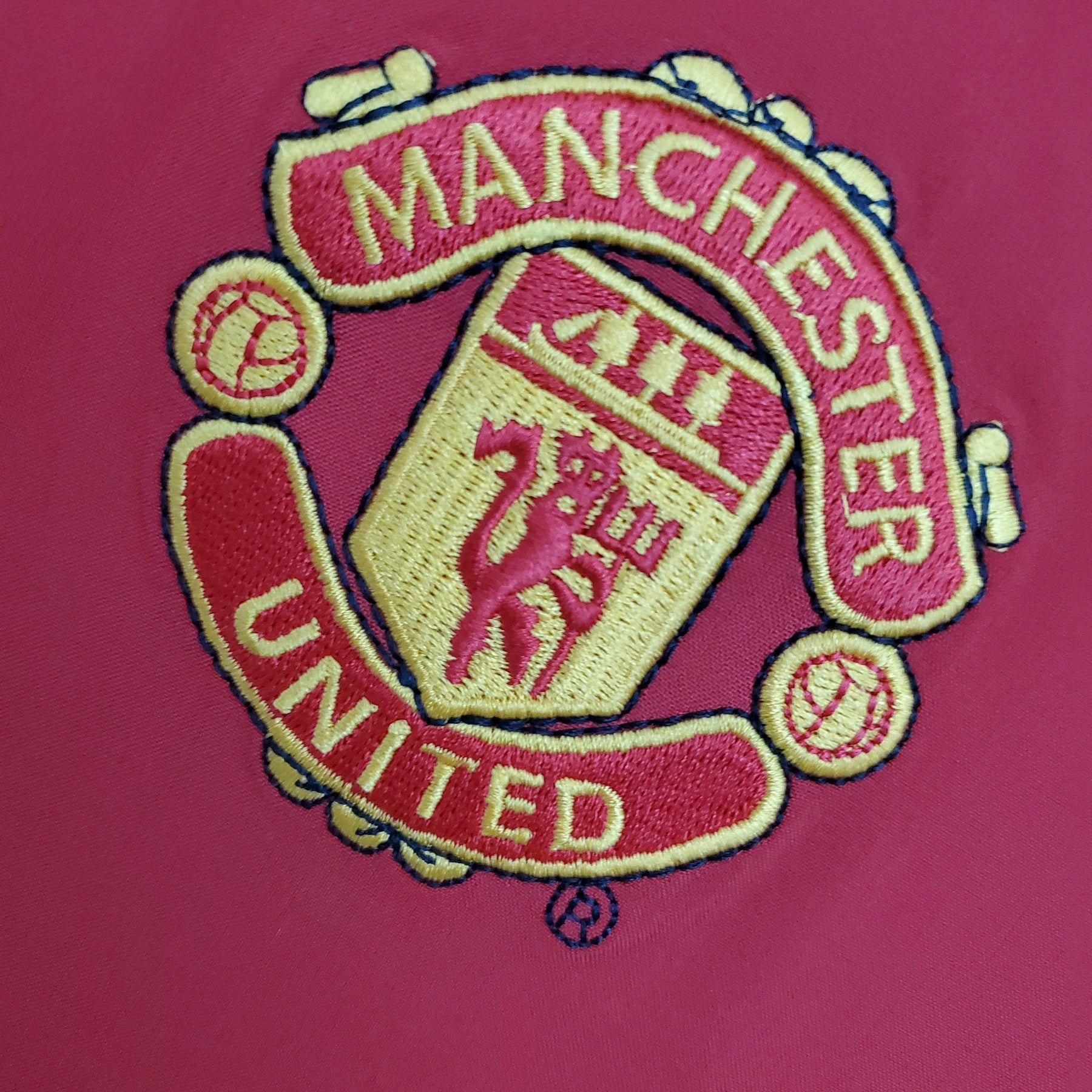 CAMISA RETRÔ MANCHESTER UNITED HOME MANGA LONGA 02/03