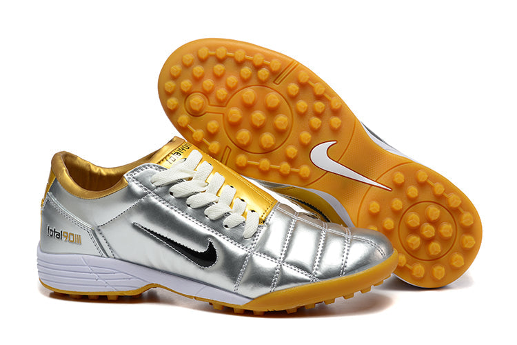 Chuteira Nike Total 90 TF