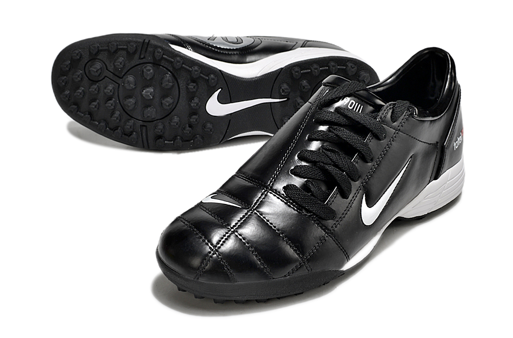 Chuteira Nike Total 90 TF