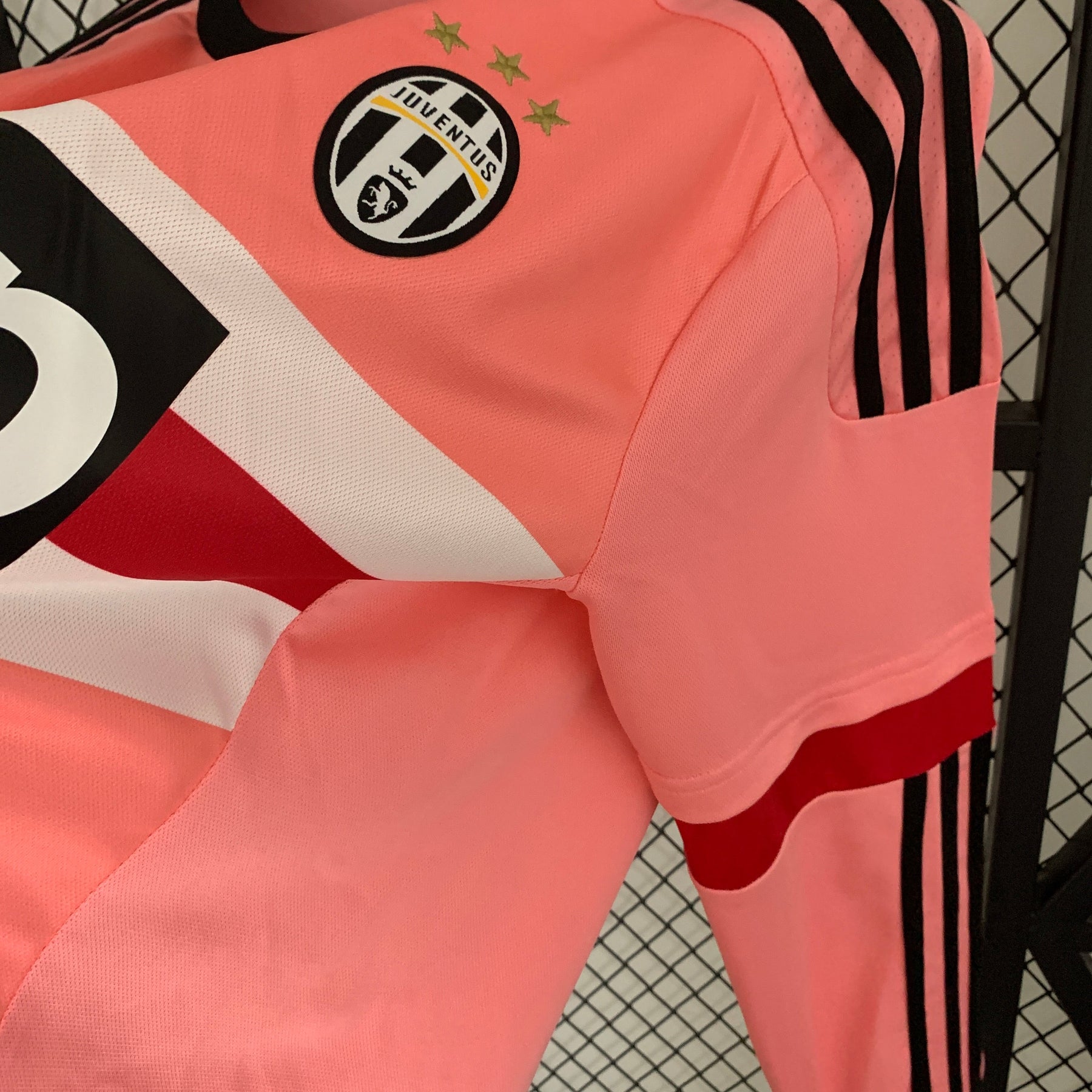 CAMISA JUVENTUS RETRÔ MANGA LONGA AWAY 15/16
