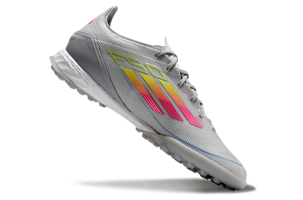Chuteira Adidas F50 TF Society