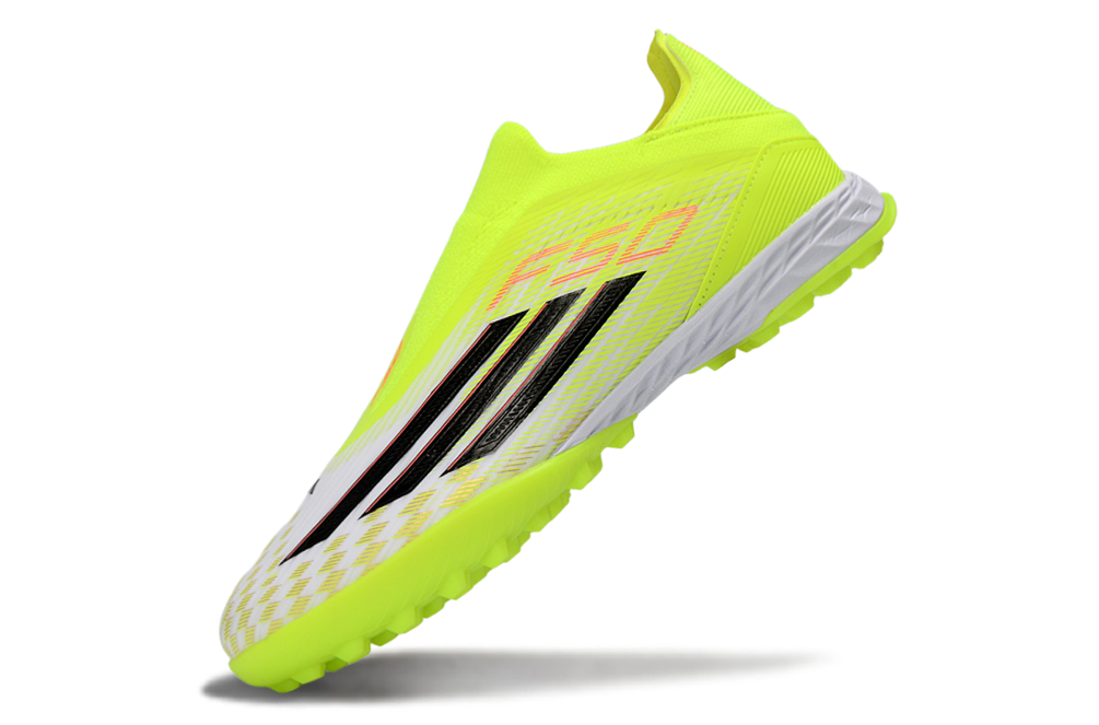 Chuteira Adidas F50 TF Society