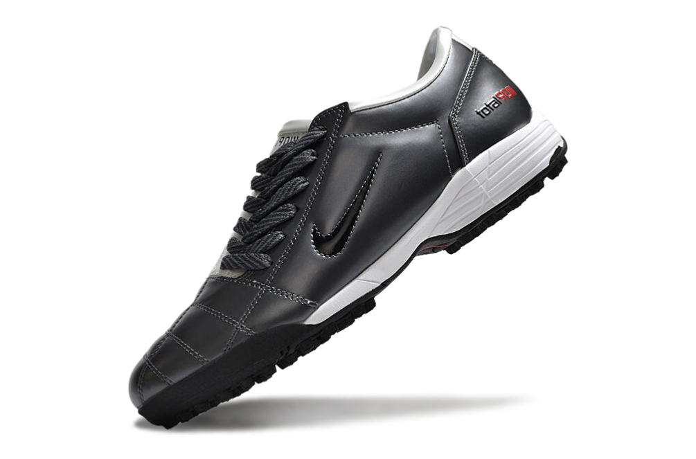 Chuteira Nike Total 90 TF
