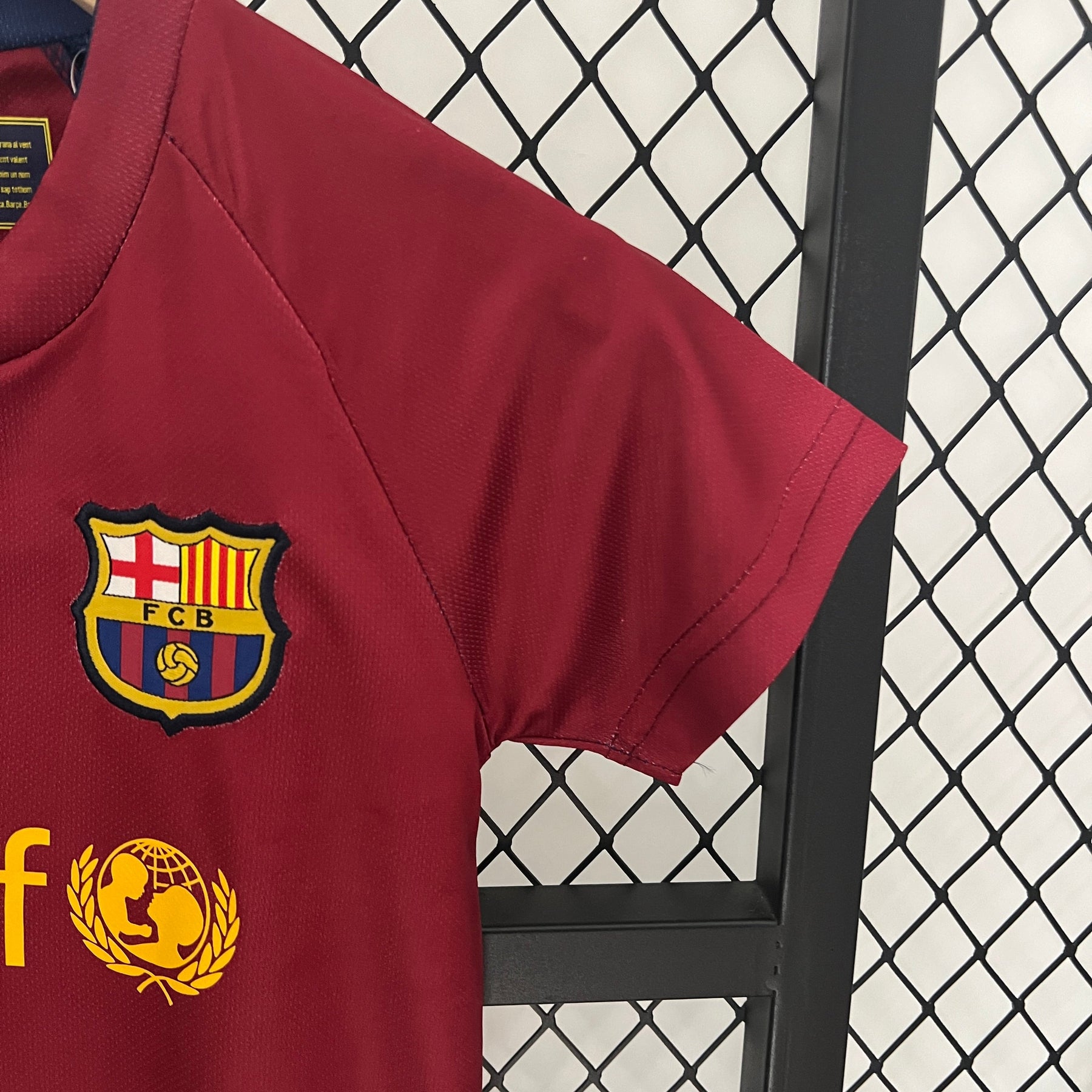 KIT INFANTIL RETRÔ BARCELONA HOME 08/09