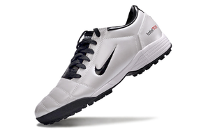 Chuteira Nike Total 90 TF