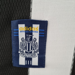 Camisa Retrô Newcastle Home 2000/01