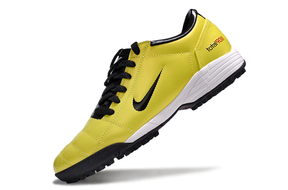 Chuteira Nike Total 90 TF