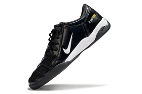 Chuteira Nike Total 90 IC