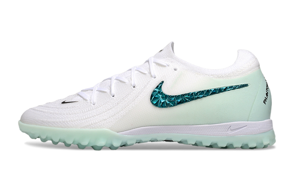 Chuteira Nike Phantom Luna GX2 TF