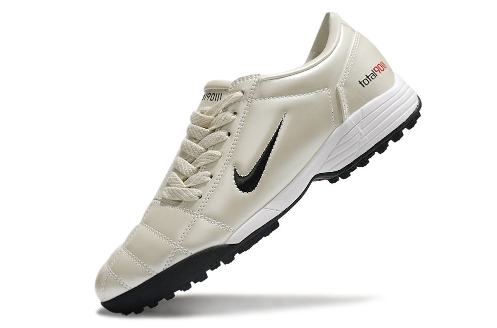 Chuteira Nike Total 90 TF