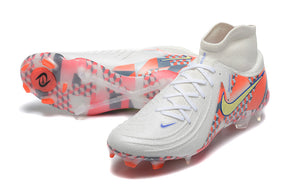 Chuteira NIKE PHANTOM GX2 FG