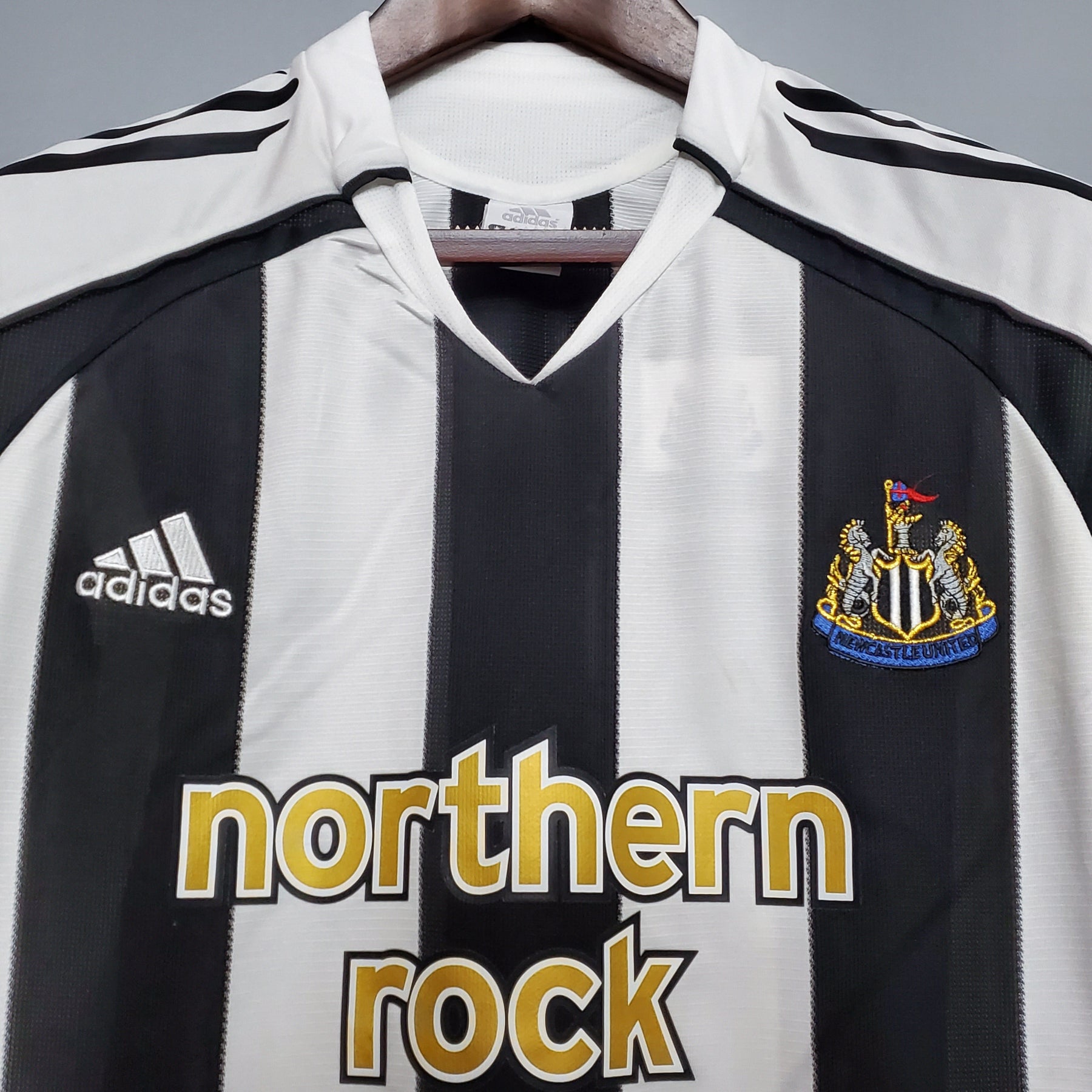 Camisa Retrô Newcastle Home 2005/06