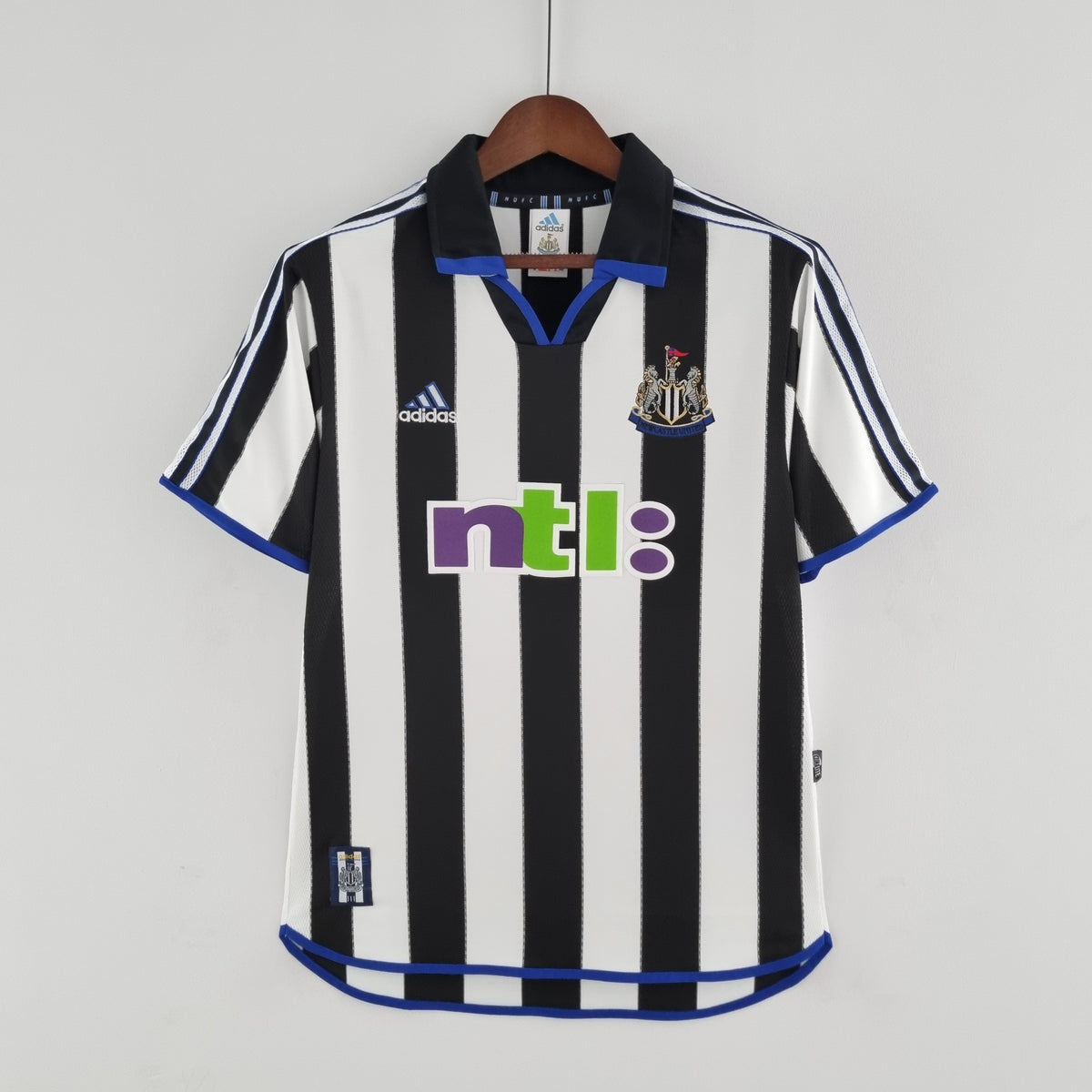 Camisa Retrô Newcastle Home 2000/01