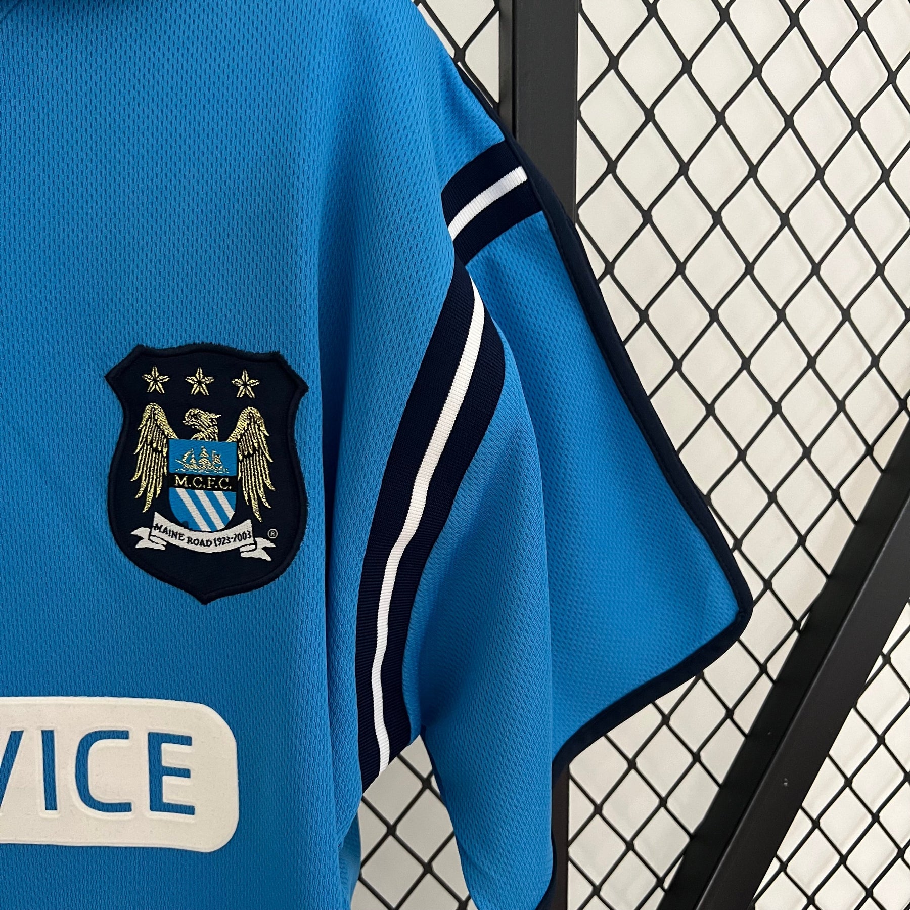 CAMISA MANCHESTER CITY RETRÔ HOME 02/03