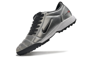 Chuteira Nike Total 90 TF