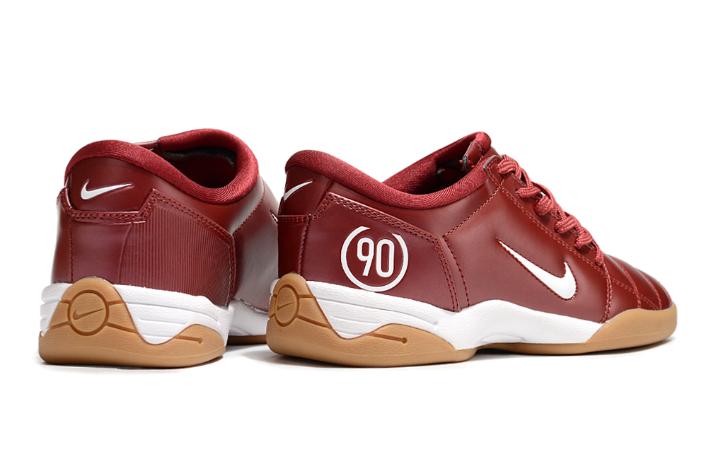 Chuteira Nike Total 90 IC