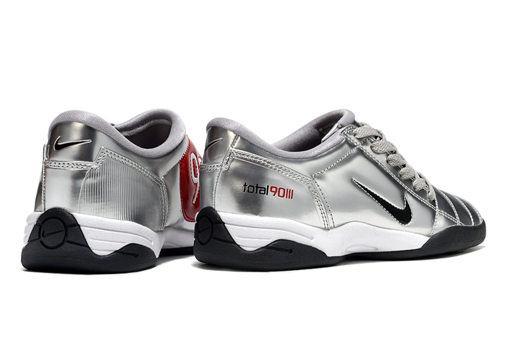 Chuteira Nike Total 90 IC
