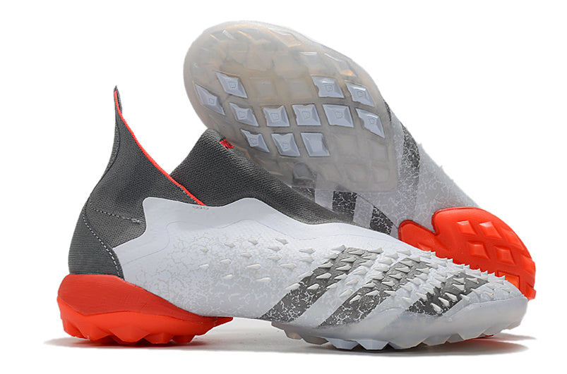 Chuteira Adidas Predator Freak 21 TF