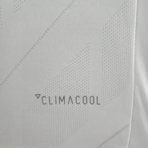 CAMISA RETRÔ REAL MADRID HOME 17/18
