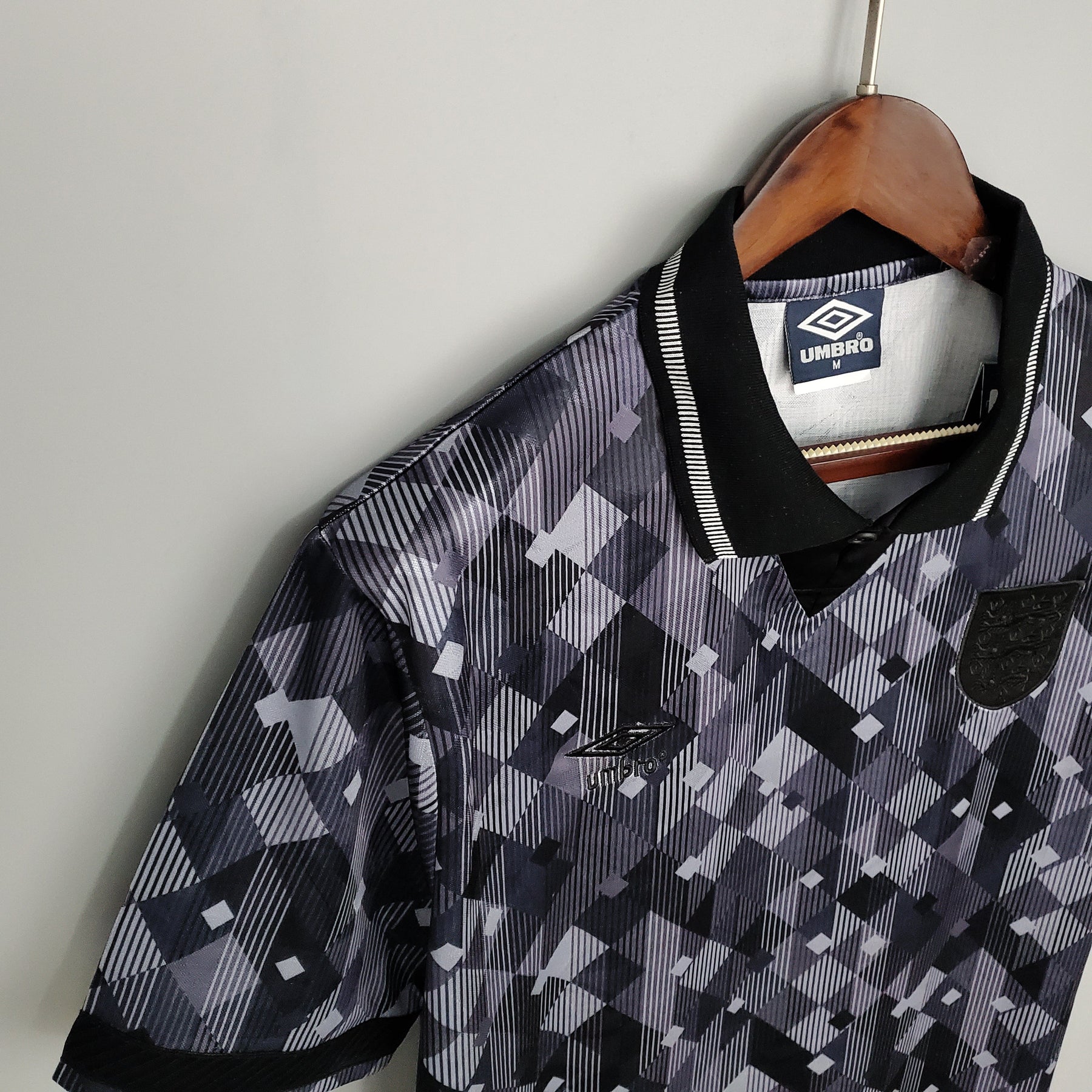 CAMISA RETRÔ INGLATERRA AWAY 1990