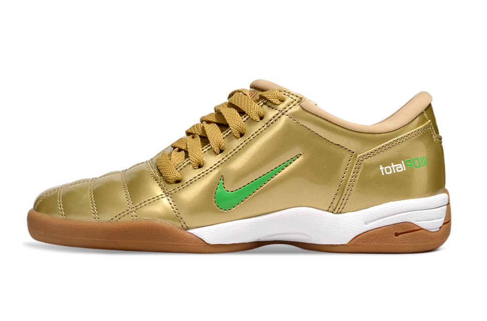 Chuteira Nike Total 90 IC