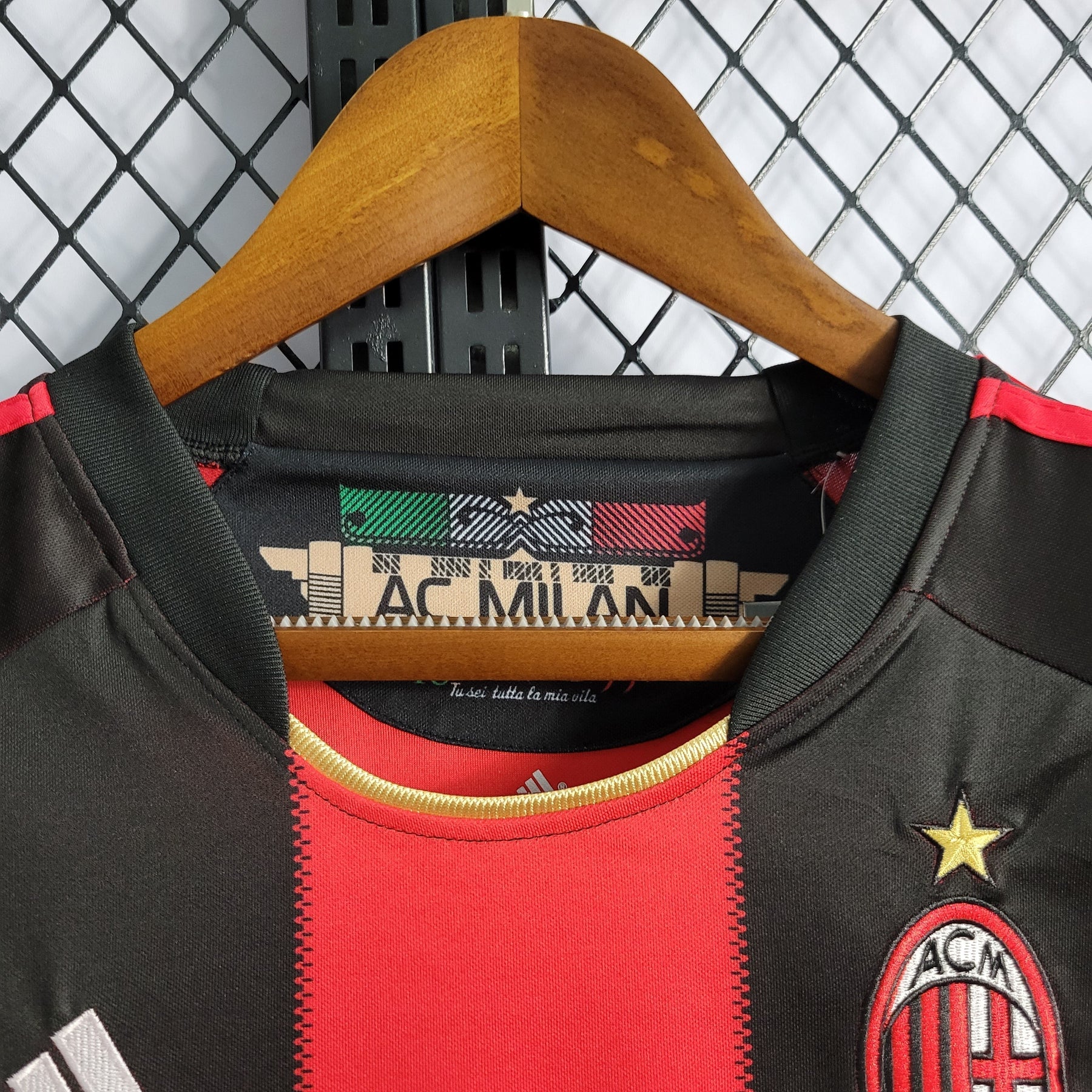 Camisa Milan Titular 10/11 - Versão Retrô