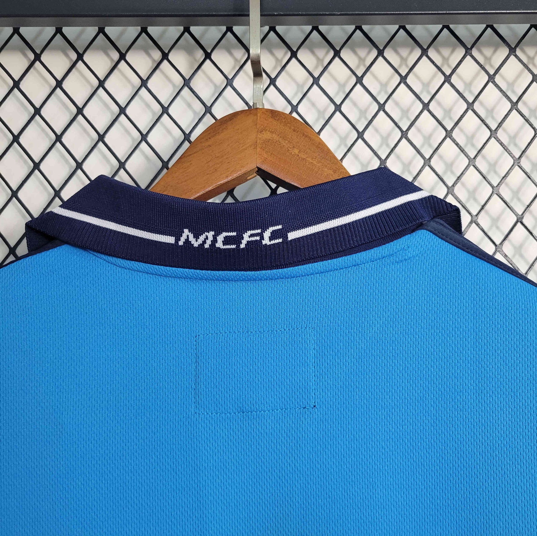 Camisa Manchester City 01/02 - Versão Retrô