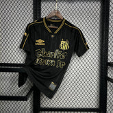 Camisa Santos Charlie Brown Jr 24/25 - Umbro Torcedor Masculina - Lançamento
