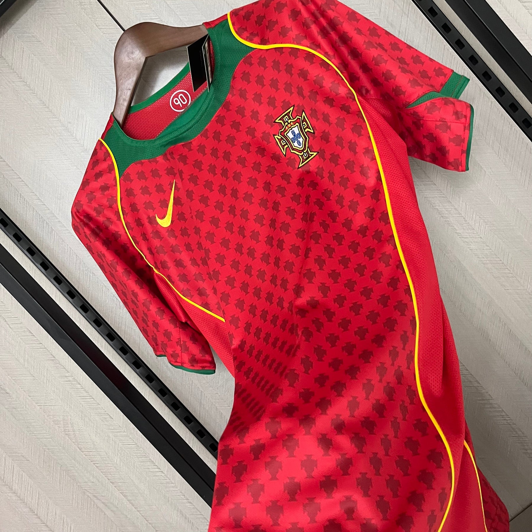 Camisa Retrô Portugal I 2004