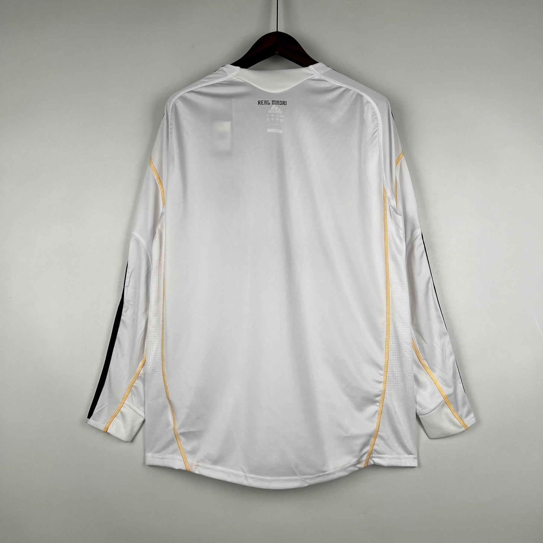 CAMISA REAL MADRID MANGA LONGA RETRÔ HOME 09/10