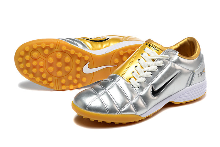 Chuteira Nike Total 90 TF
